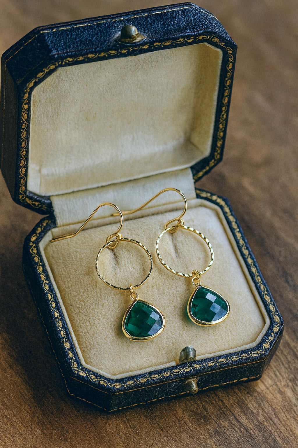 Tondo Teal Crystal Earrings