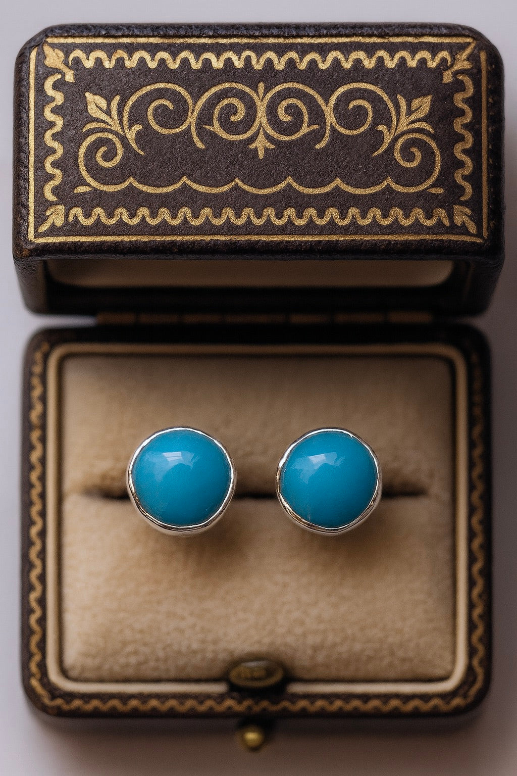 Natural Turquoise Stud Earrings inSilver – Raw Gemstone Post Earrings – December Birthstone – Boho Minimalist Gift for Her,Turquoise Jewelry