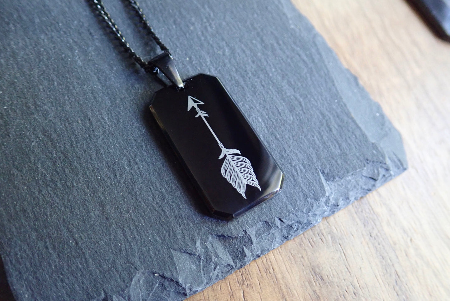 Men’s Black Stainless Steel Dog Tag Necklace with Arrow Engraving – Laser Etched Pendant on Cuban Chain – Warrior Focus Symbol Jewelry
