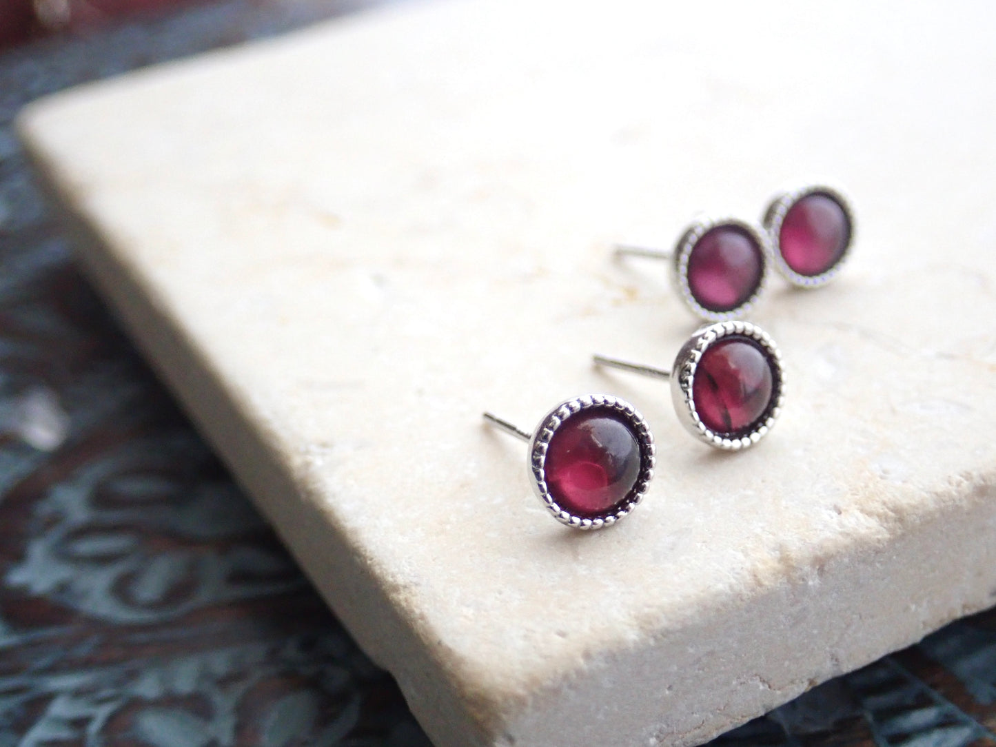 Garnacha Garnet Stud Earrings