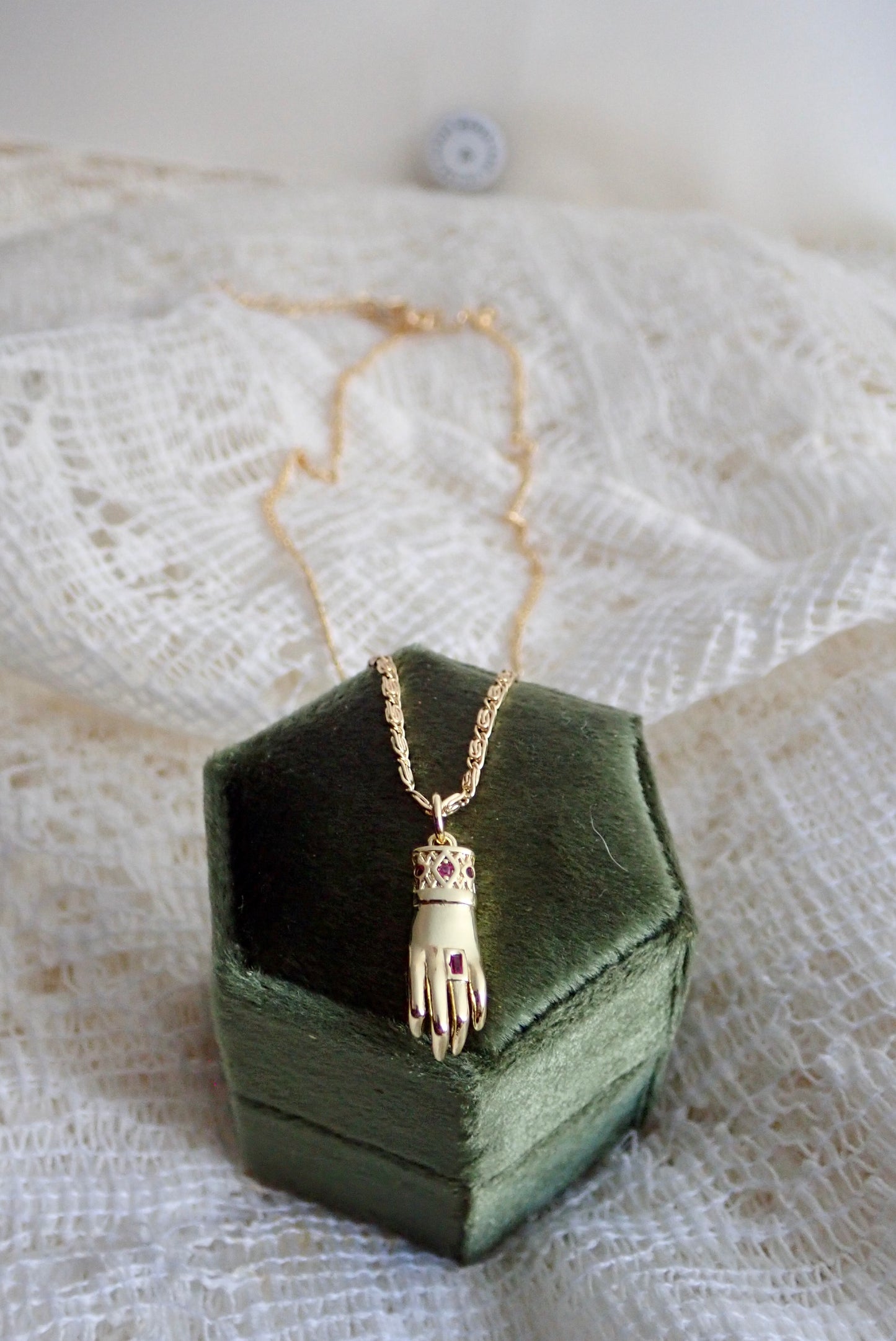 The Hand of the Queen Necklace