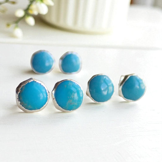 Natural Turquoise Stud Earrings inSilver – Raw Gemstone Post Earrings – December Birthstone – Boho Minimalist Gift for Her,Turquoise Jewelry