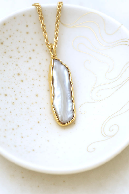 Baroque Pearl Pendant Necklace, Freshwater Pearl Necklace, June Birthstone ,Pearl Jewelry,Sister Best friend Gift,Dainty Gold Chain Necklace