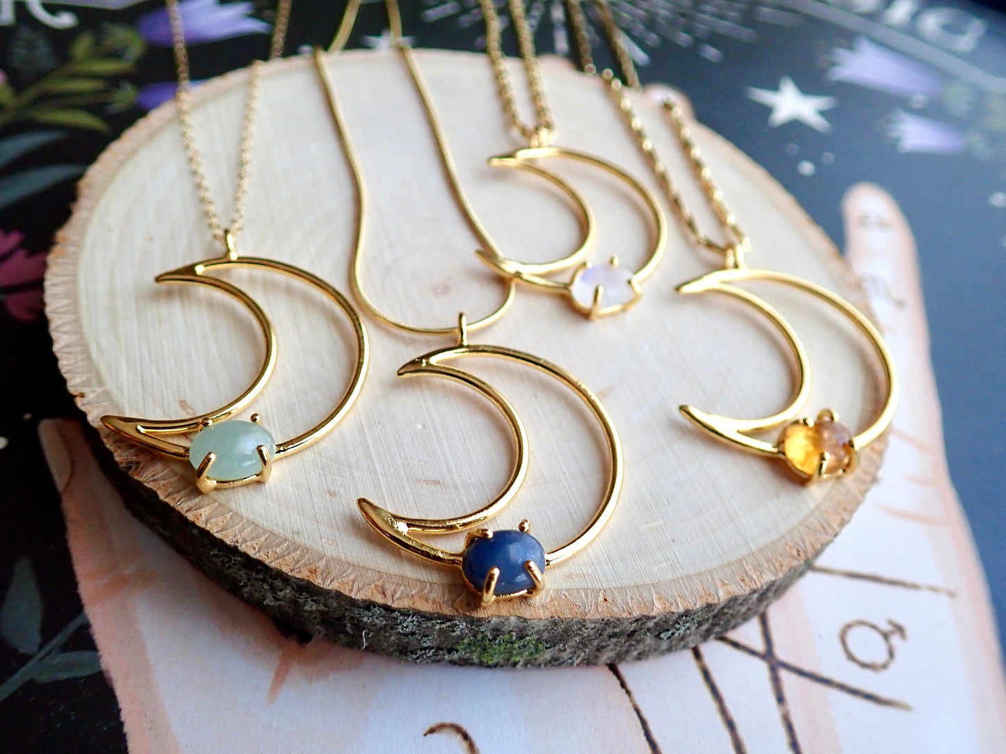 Moonstone Moon Necklace Gold, Crescent Moon Necklace, June Birthstone Crystal Necklace , Moon Gemstone Pendant, Handmade Jewelry Gift