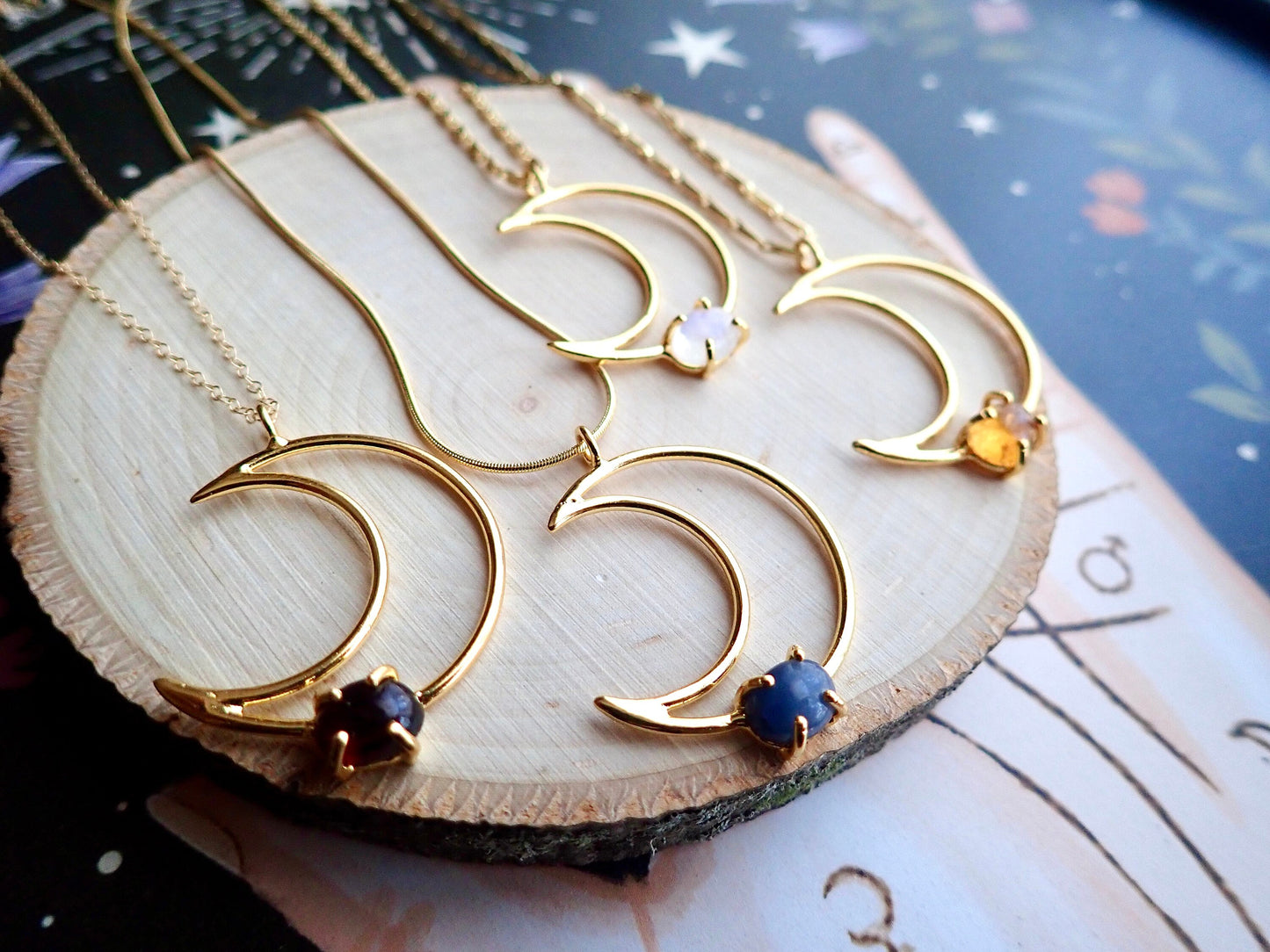 Moonstone Moon Necklace Gold, Crescent Moon Necklace, June Birthstone Crystal Necklace , Moon Gemstone Pendant, Handmade Jewelry Gift