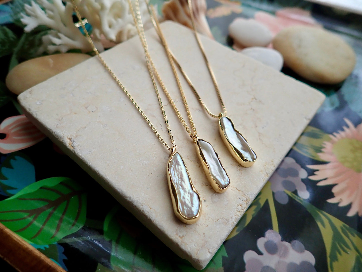 Baroque Pearl Pendant Necklace, Freshwater Pearl Necklace, June Birthstone ,Pearl Jewelry,Sister Best friend Gift,Dainty Gold Chain Necklace