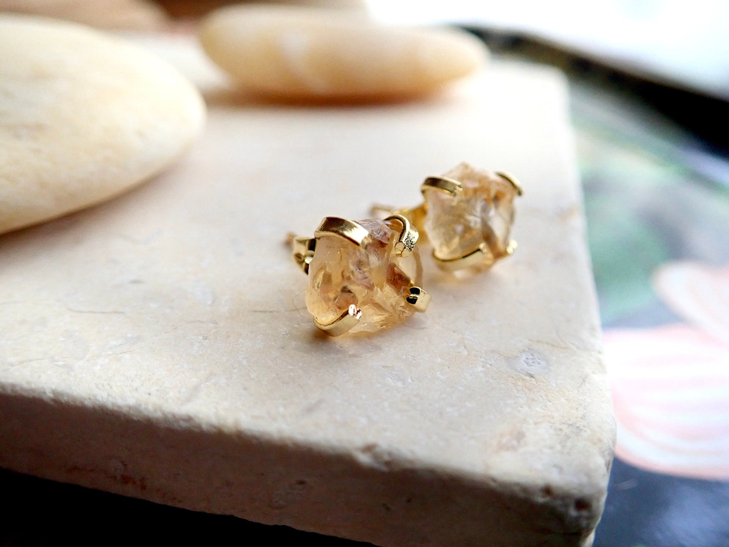Raw Citrine Stud Earrings in Gold, Citrine Post Earrings Gold, November Birthstone Earrings Gift, Natural Crystal Earrings, Citrine Jewelry