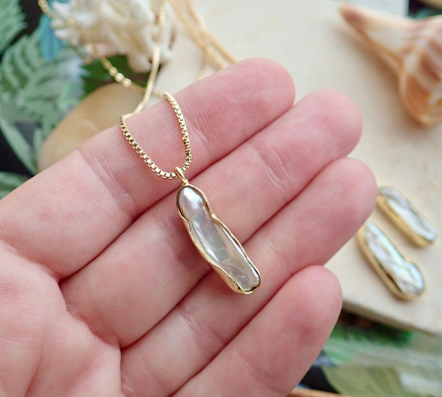 Baroque Pearl Pendant Necklace, Freshwater Pearl Necklace, June Birthstone ,Pearl Jewelry,Sister Best friend Gift,Dainty Gold Chain Necklace