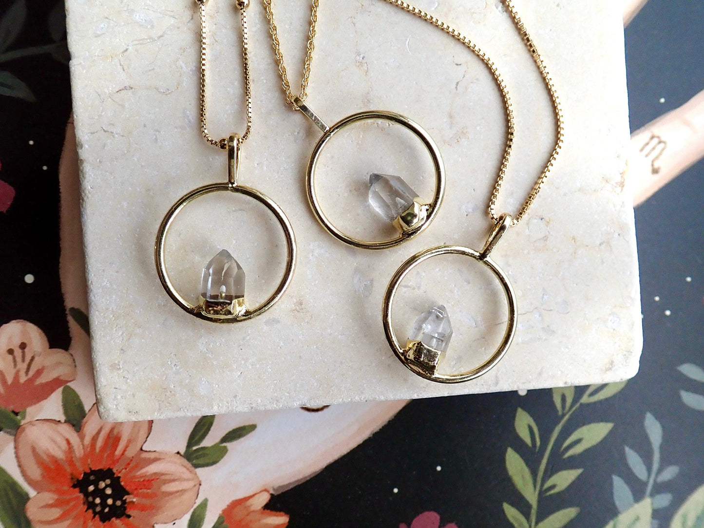 Quartz Crystal Point Necklace – Round Frame Pendant, Boho Style