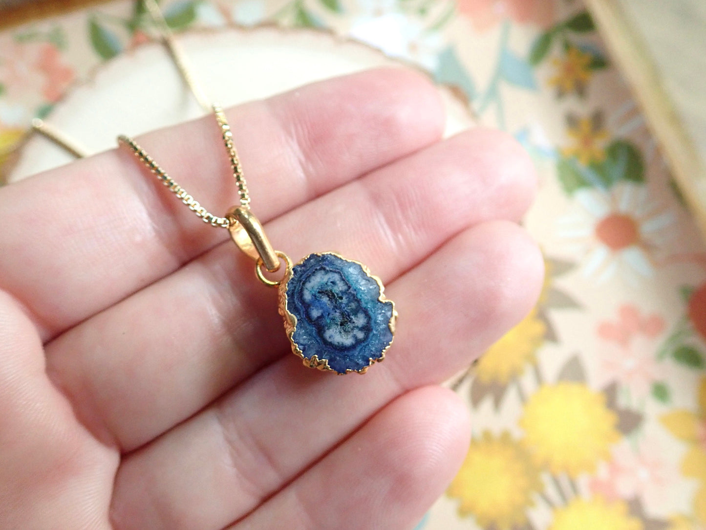 Blue Solar Quartz Necklace, Geode Slice Necklace Gold, Crystal Layering Necklace, Dainty Gemstone Pendant Necklace, Jewelry Gift for Her