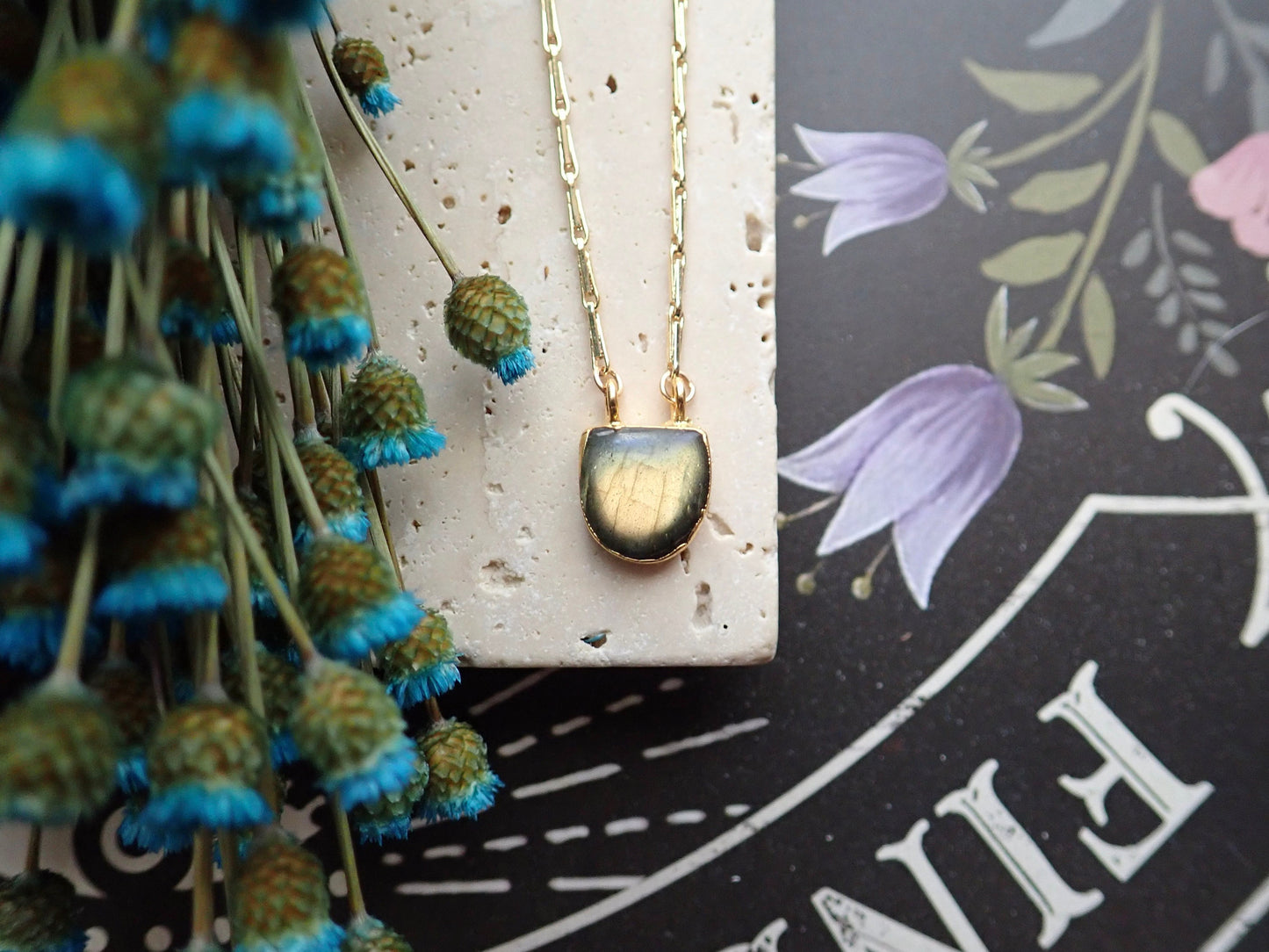 Labradorite Necklace,Dainty Labradorite Necklace,Blue Flash Labradorite,Gemstone Necklace,Labradorite Jewelry,Gold Rimmed Gemstone,Wife Gift