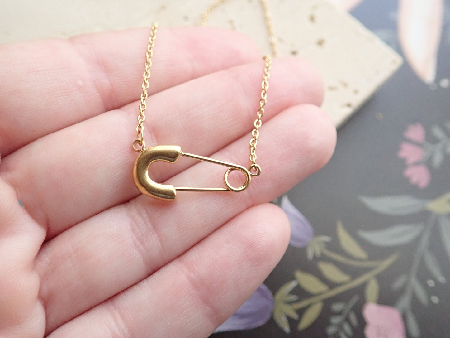 Gold Safety Pin Necklace – 14k Gold Plated – Dainty Punk-Inspired Jewelry – Edgy Minimalist Necklace – Layering Gift for Her