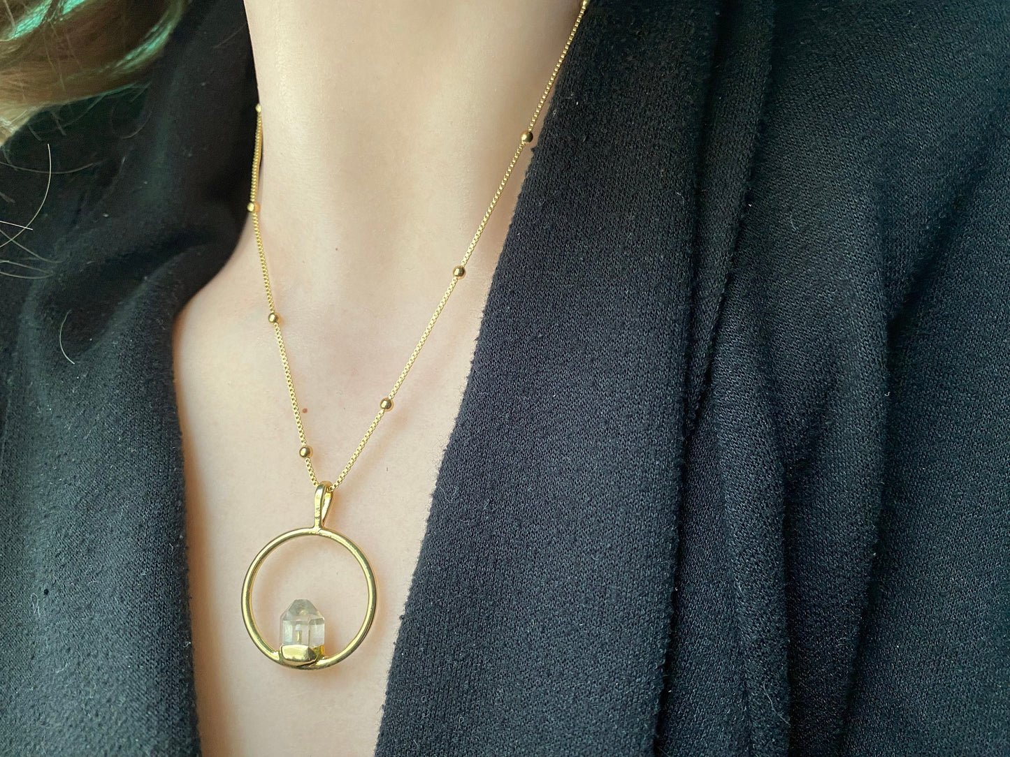 Quartz Crystal Point Necklace – Round Frame Pendant, Boho Style