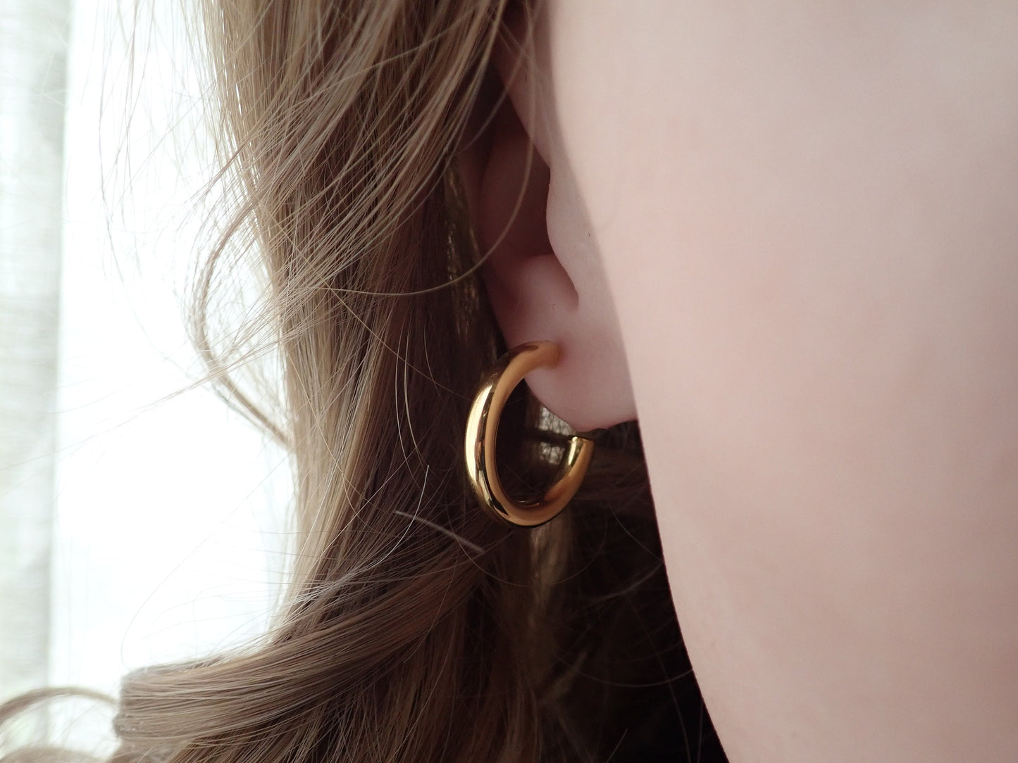 Gold Hoop Earrings Medium Large, WATERPROOF Hoops Earrings, Tube Hoop Earrings, Gold Hoop Earrings Thick, Anti Tarnish PVD, Gift for Her