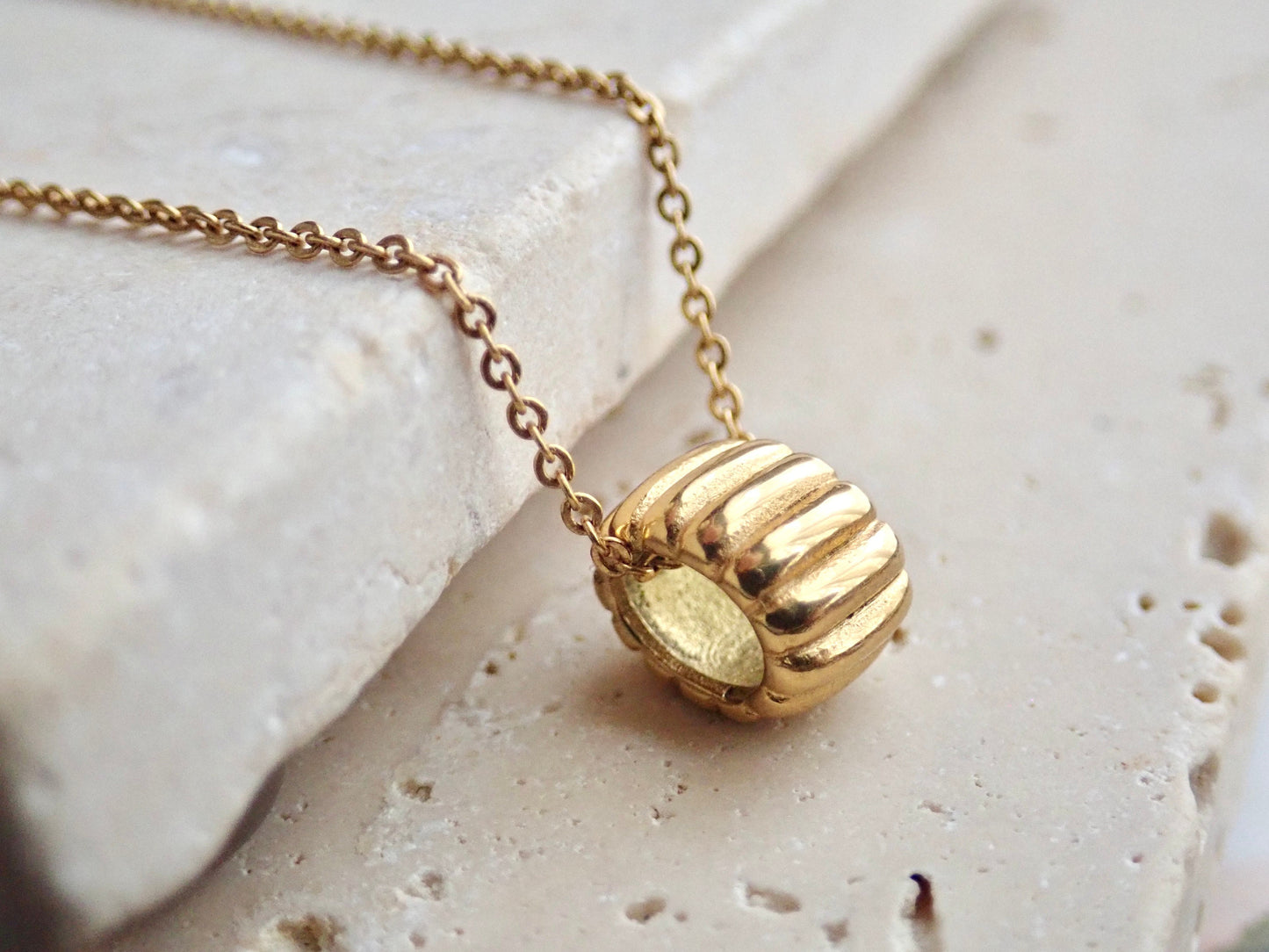 Dainty Gold Fill Necklace, Everyday Layering Necklace, Simple Gold Necklace,Gold Charm Necklace,No Tarnish Necklace, Waterproof Jewelry Gift