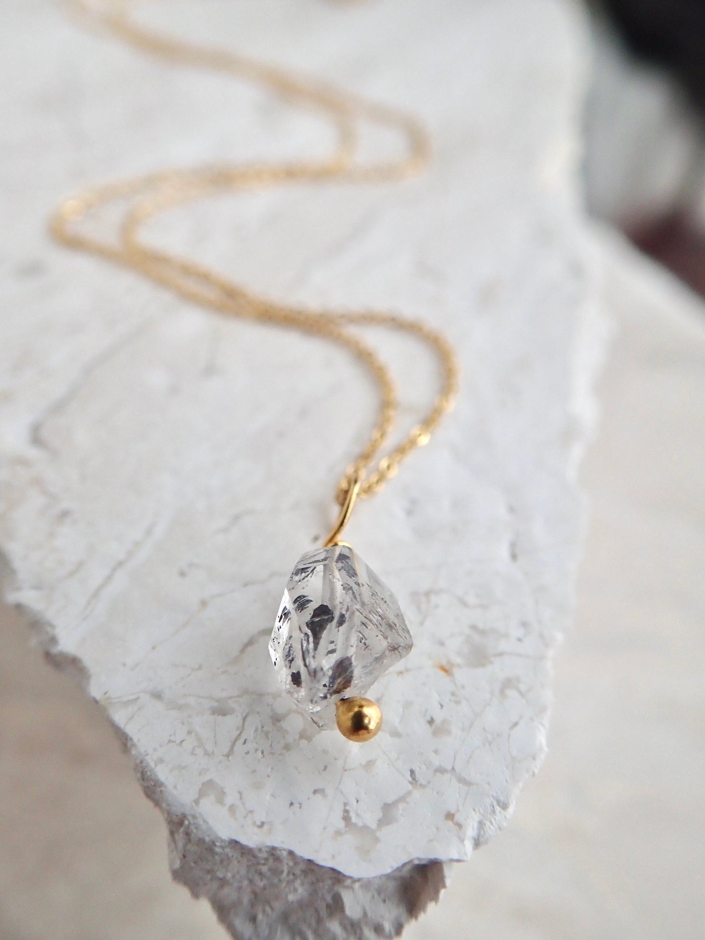 Dainty Herkimer Diamond Pendant Necklace, Raw Diamond Crystal Necklace, April Birthstone Gift for Her,Small Gemstone Layering Necklace
