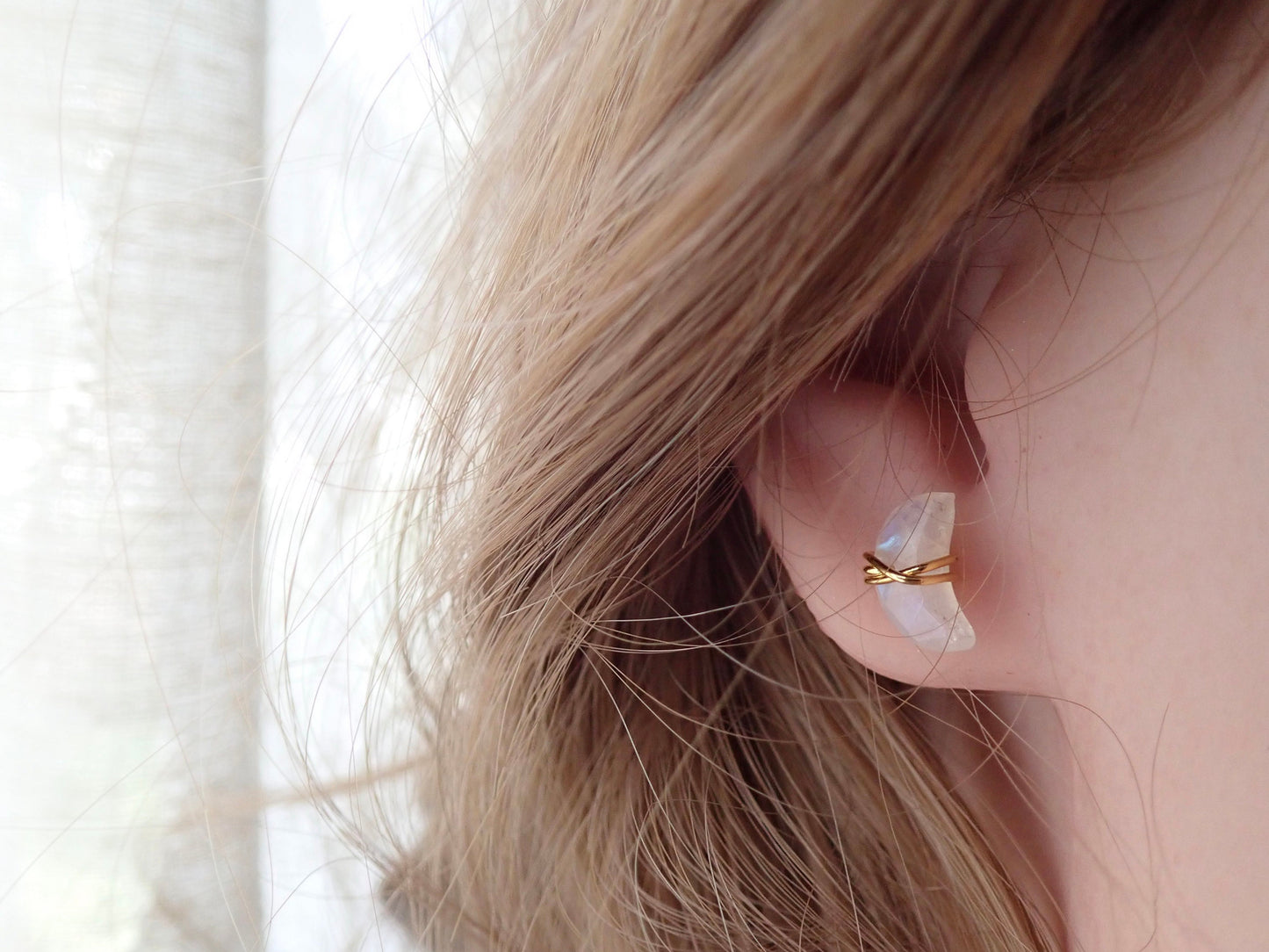 Moonstone Stud Earrings, Crescent Moon Post Earrings, Wire Wrap Gemstone Earrings,June Birthstone Gift, Moonstone Jewelry,Wire Wrap Crystal