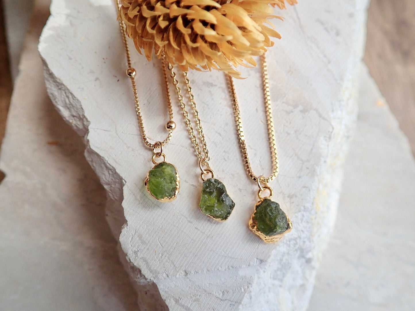 Dainty Raw Peridot Necklace, Natural Peridot Gemstone Necklace, August Birthstone Gift