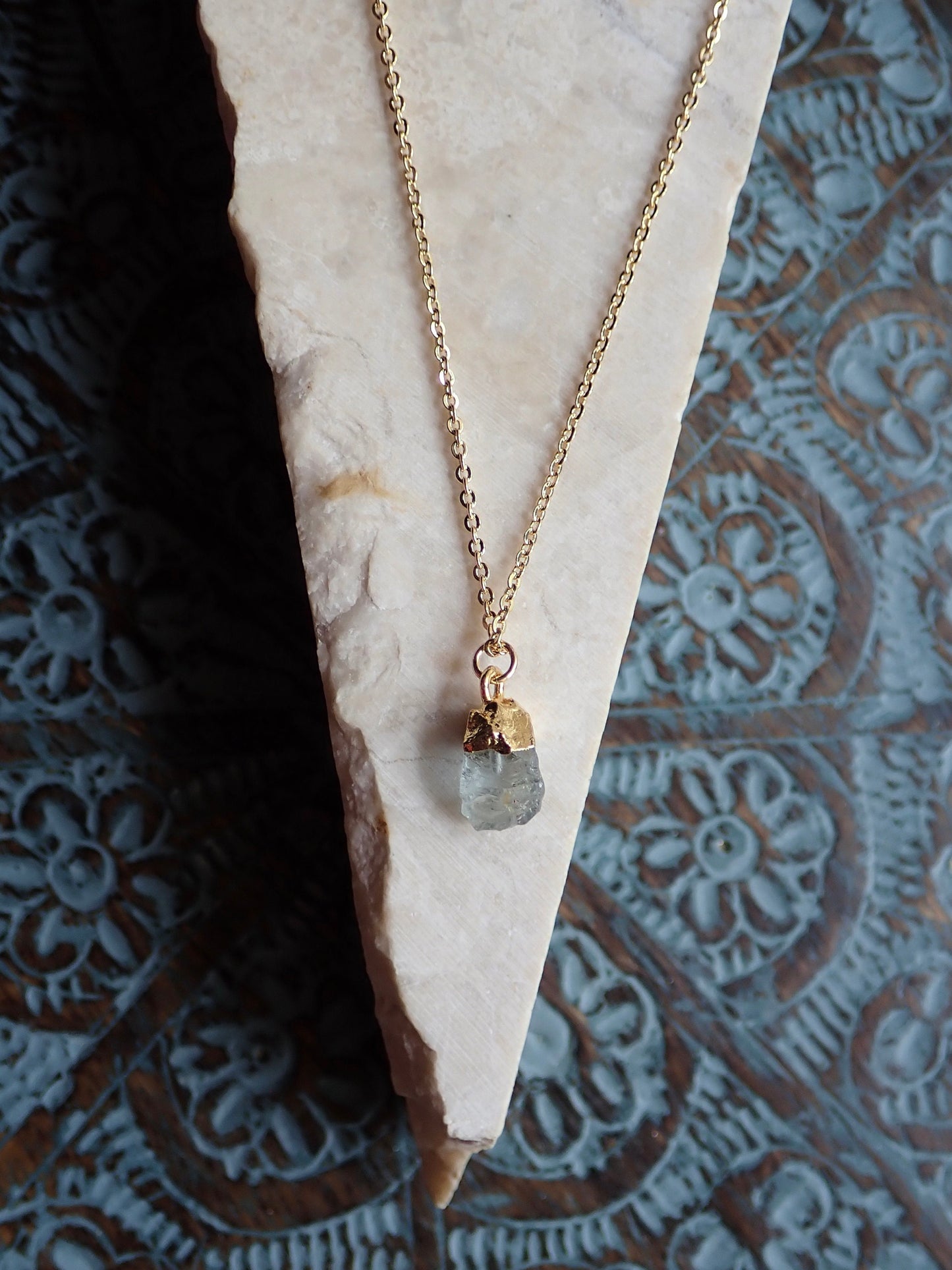 Dainty Aquamarine Pendant Necklace, Raw Crystal Charm Necklace,Natural Aquamarine Jewelry, March Birthstone Gift for Her