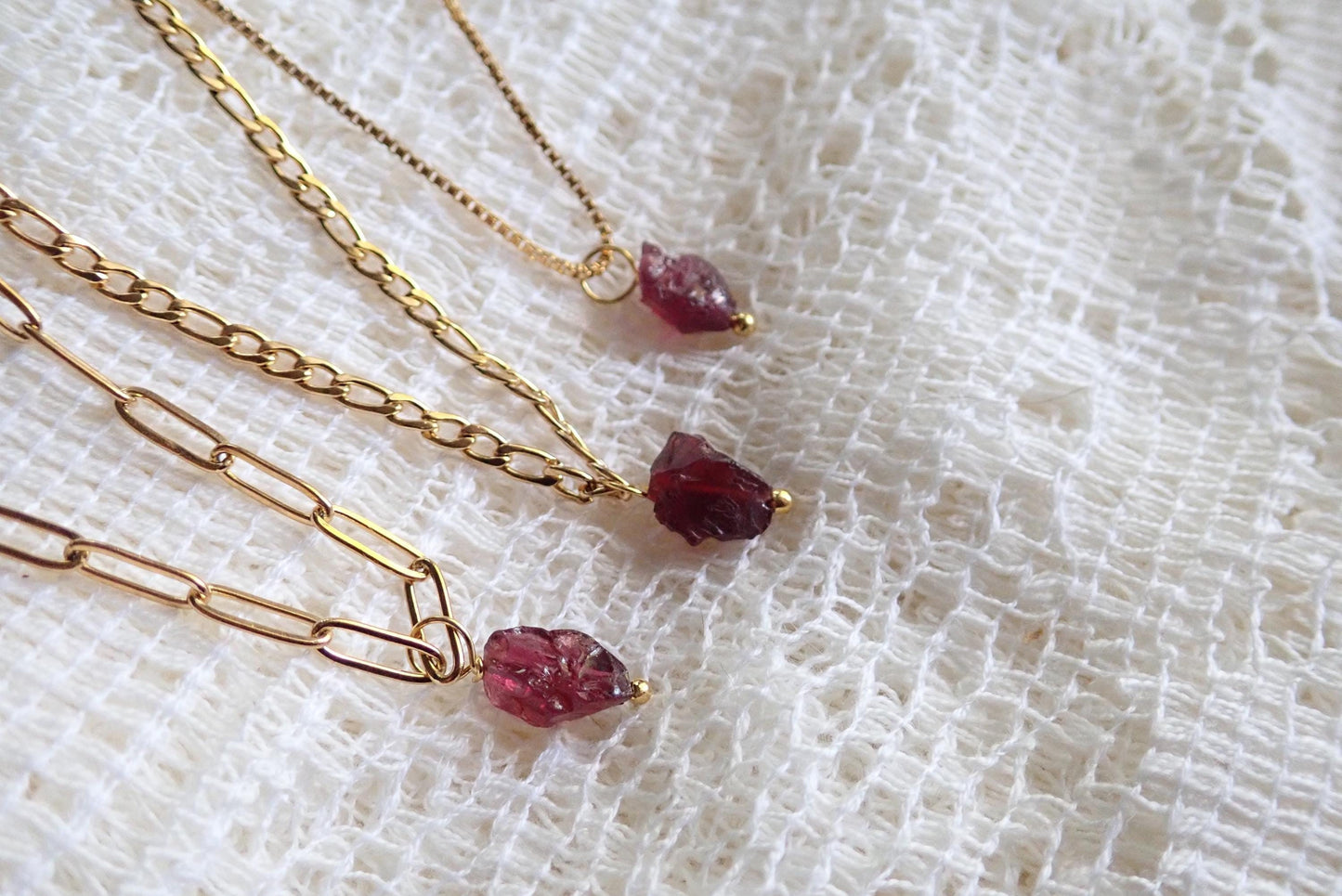Dainty Raw Garnet Waterproof Necklace in 18k Gold | January Birthstone Jewelry Gift, Natural Gemstone Pendant with Paperclip or Figaro Chain