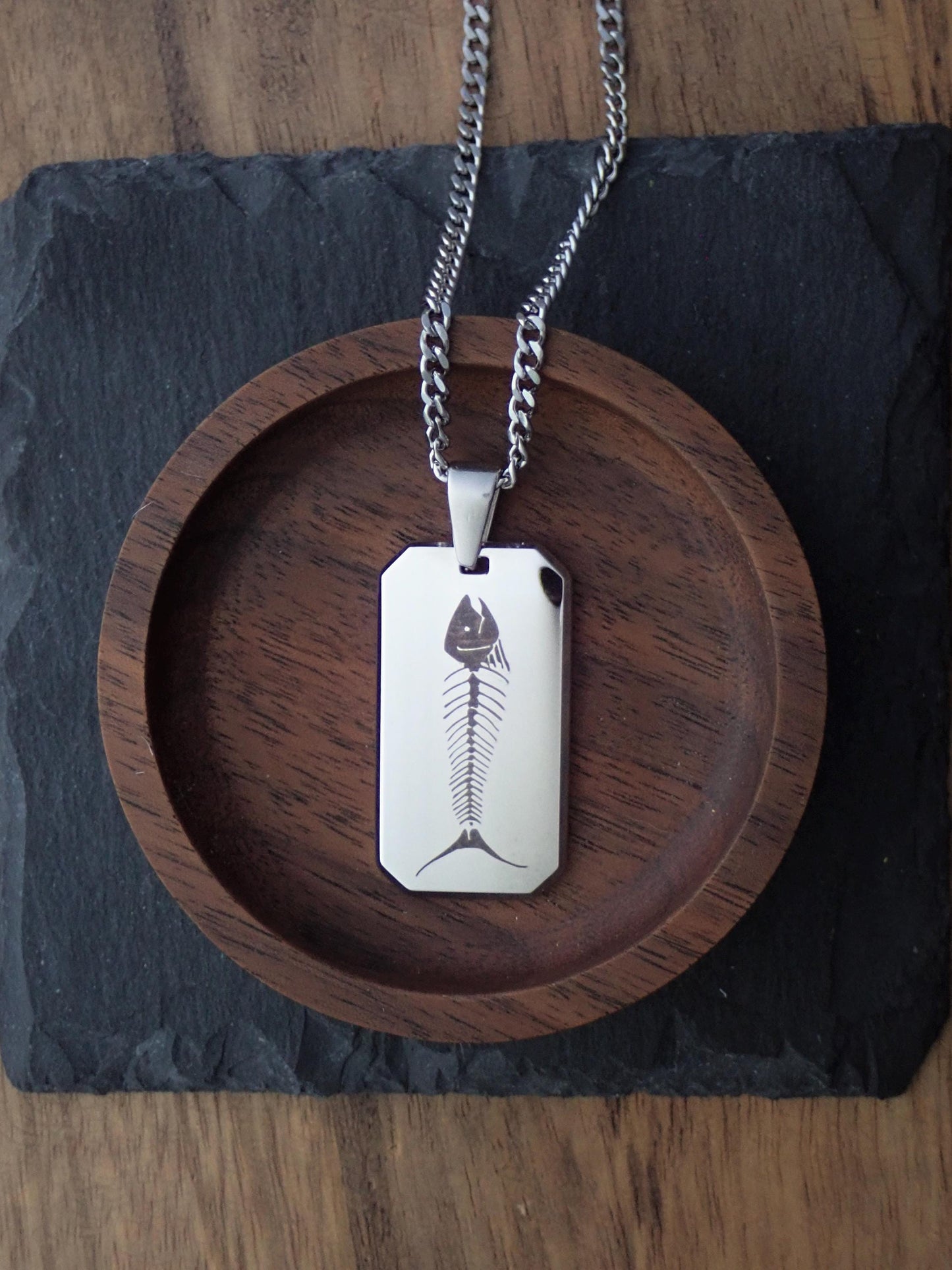 Men’s Stainless Steel Dog Tag Necklace – Fish Skeleton Engraved Pendant with Cuban Chain – Silver Fisherman Outdoorsman Chef Jewelry
