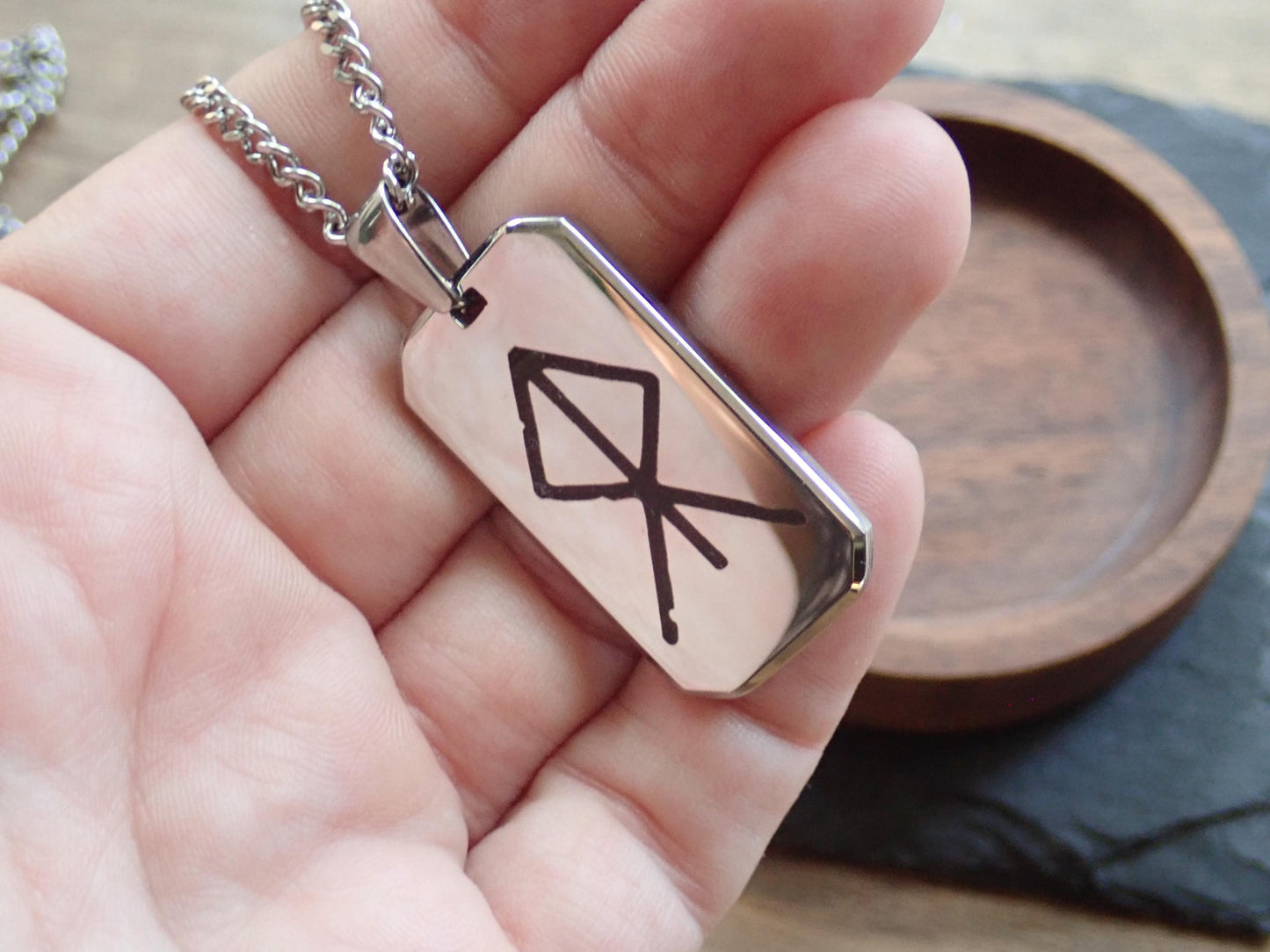 Men’s Stainless Steel Dog Tag Necklace – Courage Rune Engraved Viking Pendant with Cuban Chain – Norse Symbol Nordic Jewelry