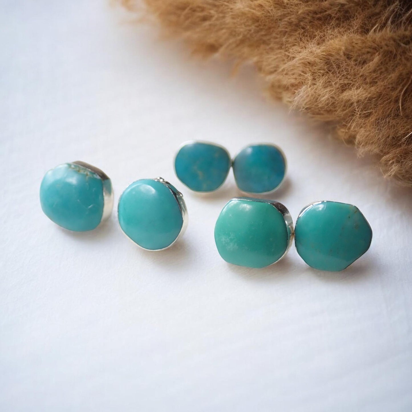 Natural Turquoise Stud Earrings inSilver – Raw Gemstone Post Earrings – December Birthstone – Boho Minimalist Gift for Her,Turquoise Jewelry