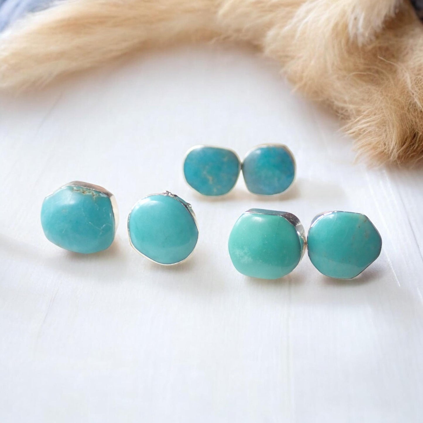 Natural Turquoise Stud Earrings inSilver – Raw Gemstone Post Earrings – December Birthstone – Boho Minimalist Gift for Her,Turquoise Jewelry
