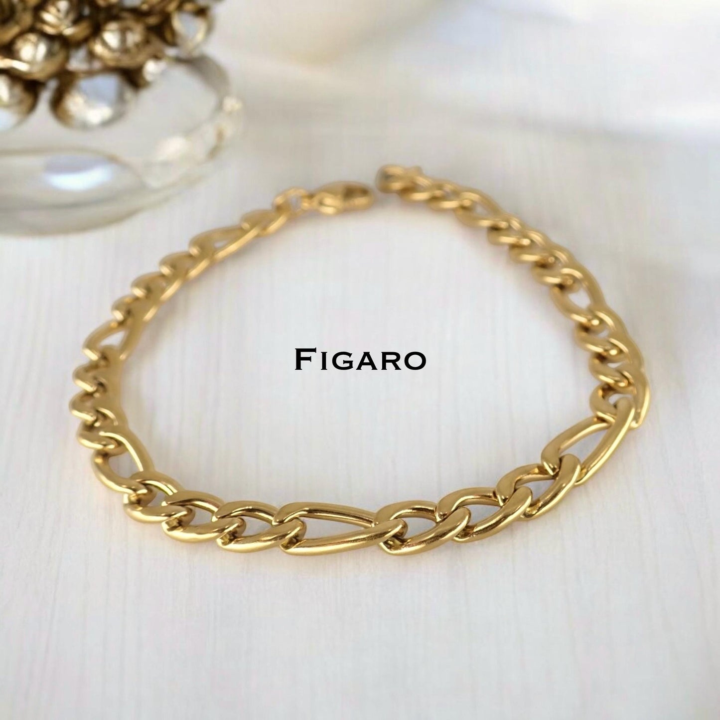 Chunky Curb Chain Bracelet With CZ Focal - No Tarnish Gold, 18K Gold Filled Stacking Bracelets, Everyday Minimalist Jewelry, Waterproof PVD Jewelry (Copy)