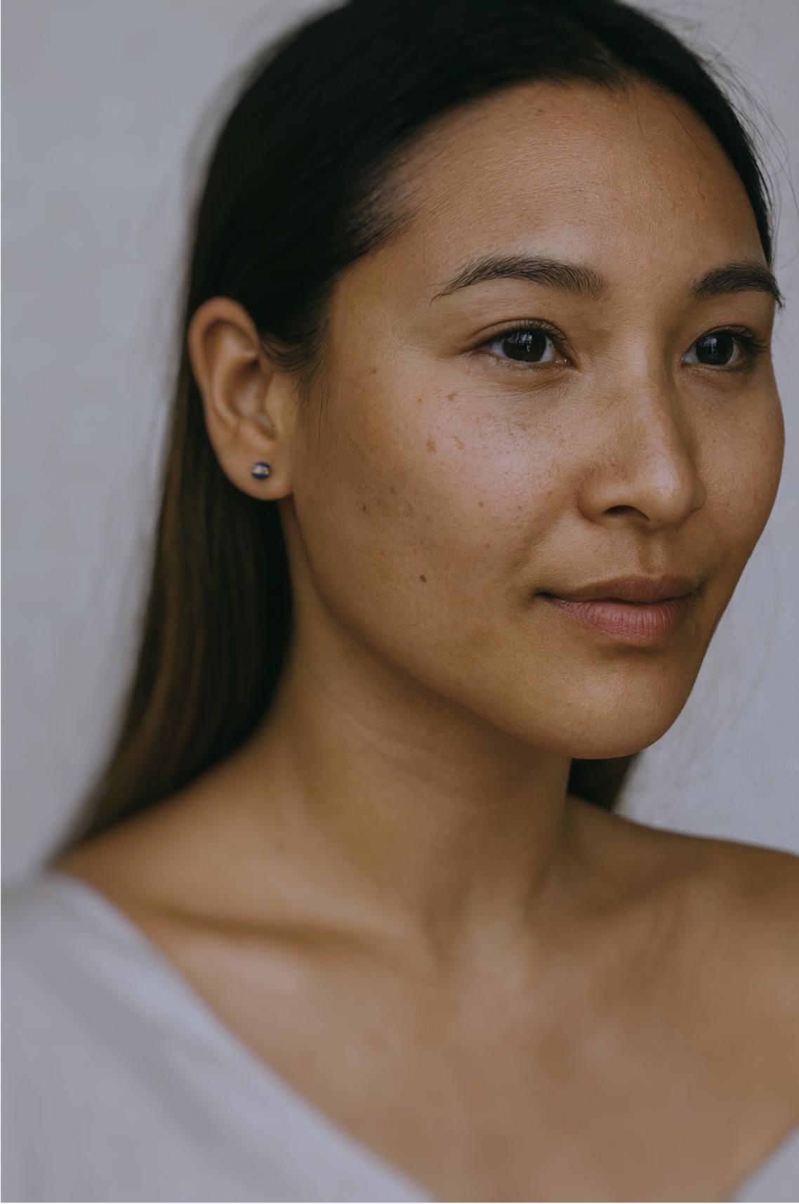 Tiny Peridot or Sapphire Stud Earrings, 14k Gold Filled Wire Wrapped Gemstone Posts,August Birthstone Jewelry,Dainty Natural Crystal Earring