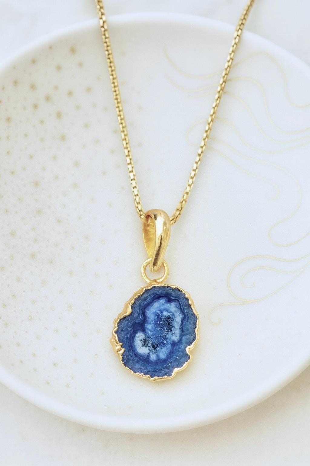 Blue Solar Quartz Necklace, Geode Slice Necklace Gold, Crystal Layering Necklace, Dainty Gemstone Pendant Necklace, Jewelry Gift for Her