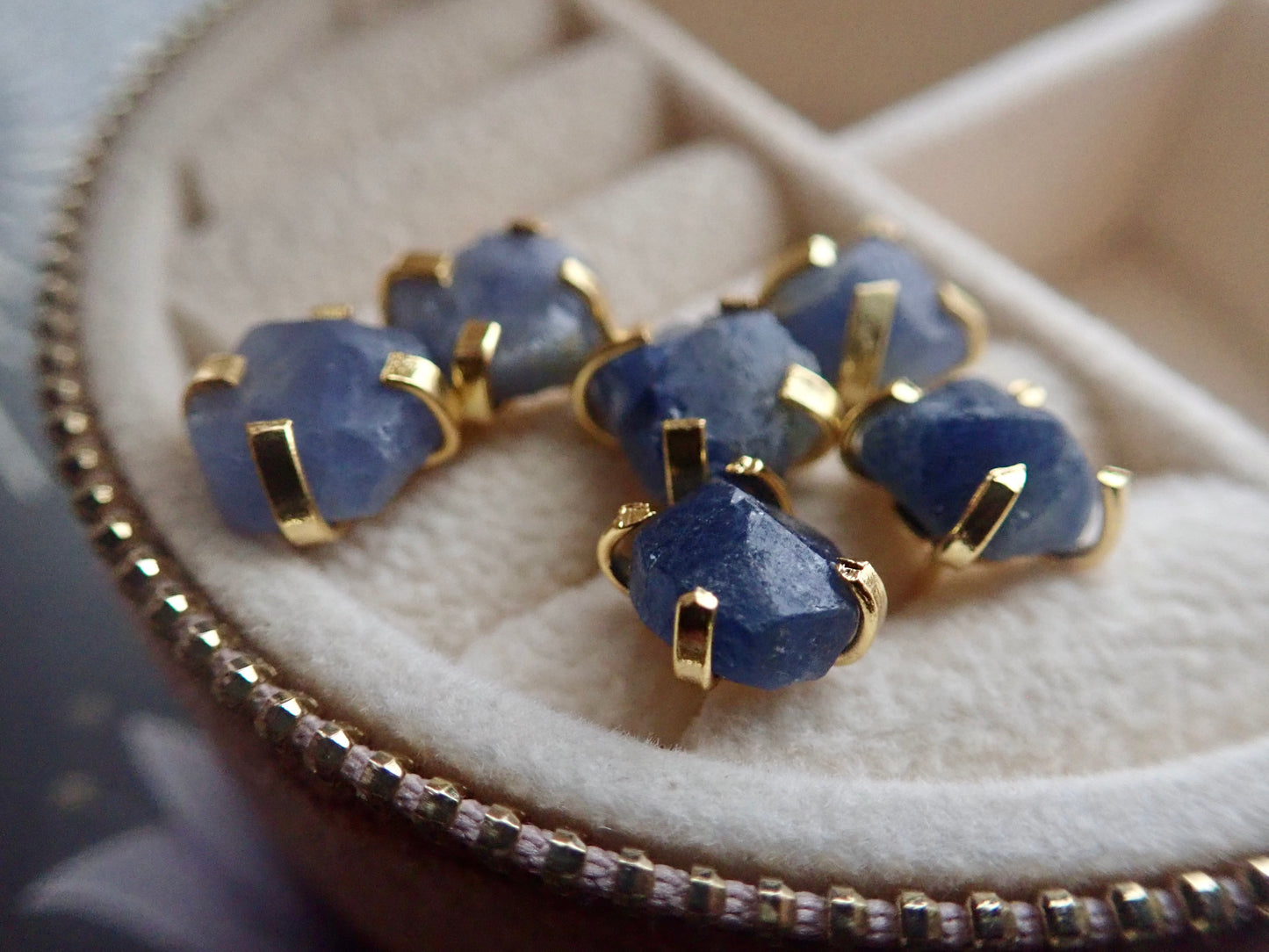 Stevey Sapphire Claw Studs