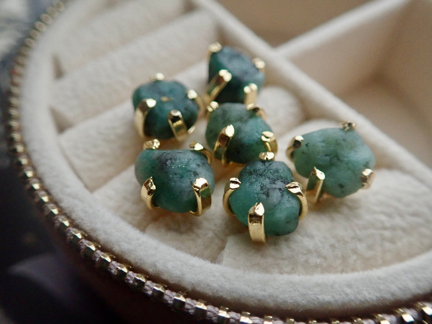 Sargasso Emerald Studs