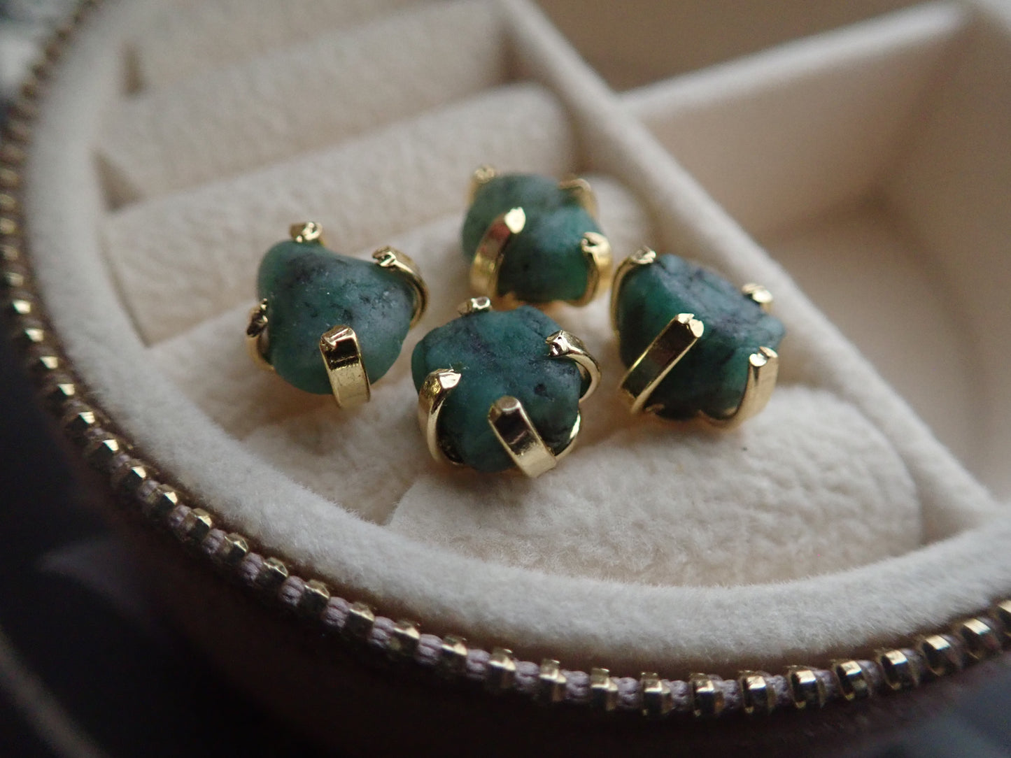 Sargasso Emerald Studs