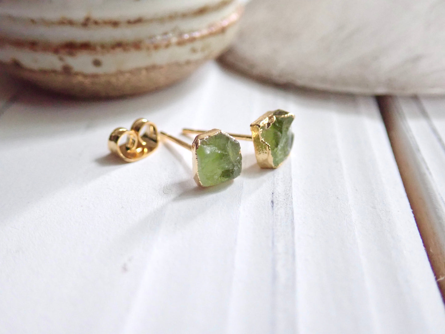 Printempts Tiny Peridot Stud Earrings