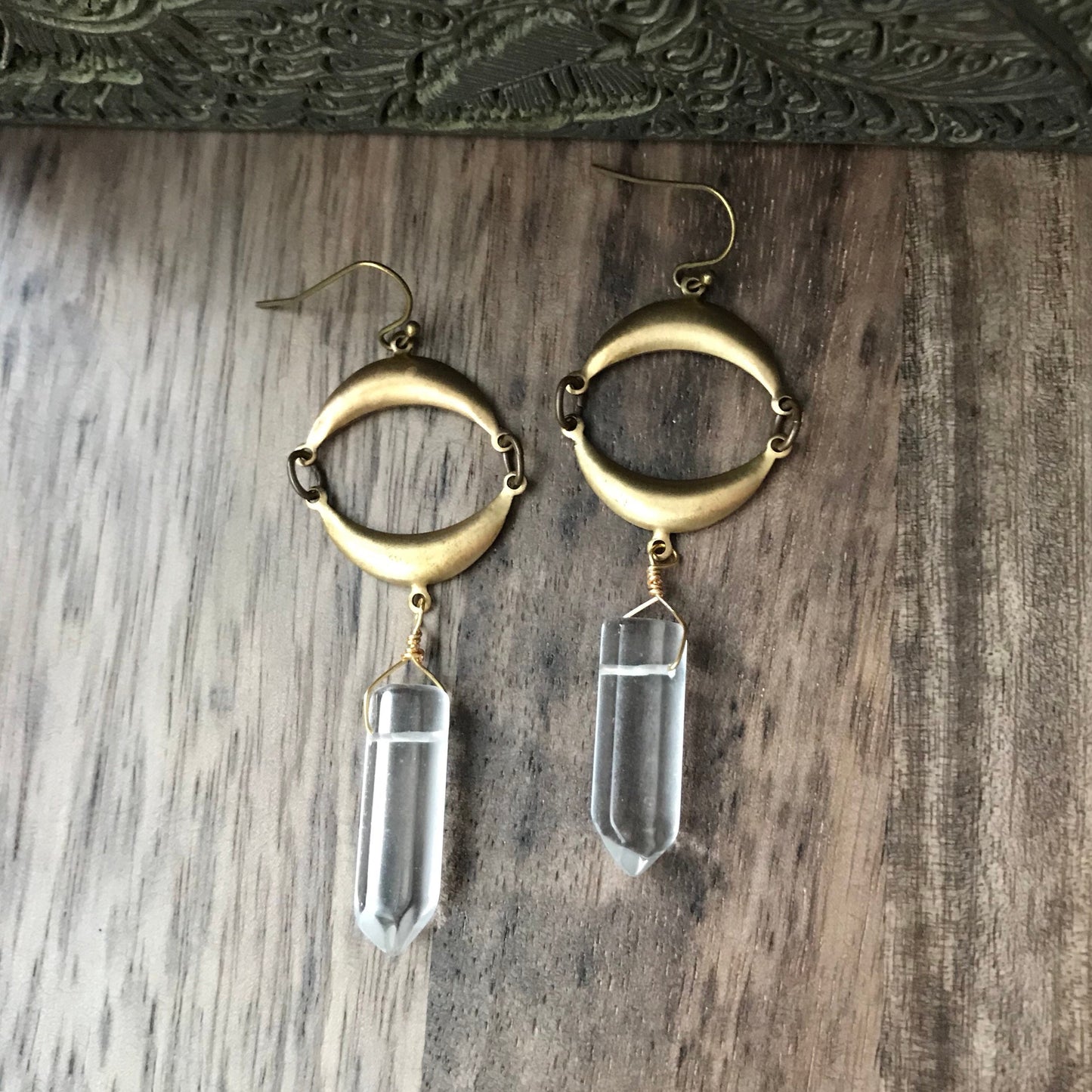 Raw Quartz Crystal Earrings, Crescent Moon Earring,Raw Crystal Earrings,Healing Crystal Dangles, Hippie Boho Jewelry, Crystal Moon Earrings