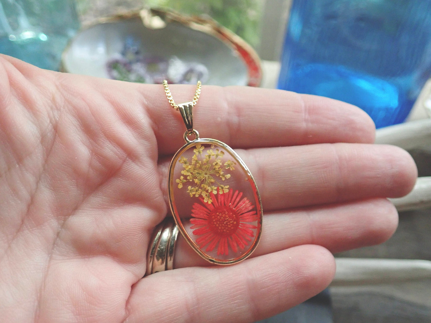 Vera Pressed Flower Necklace