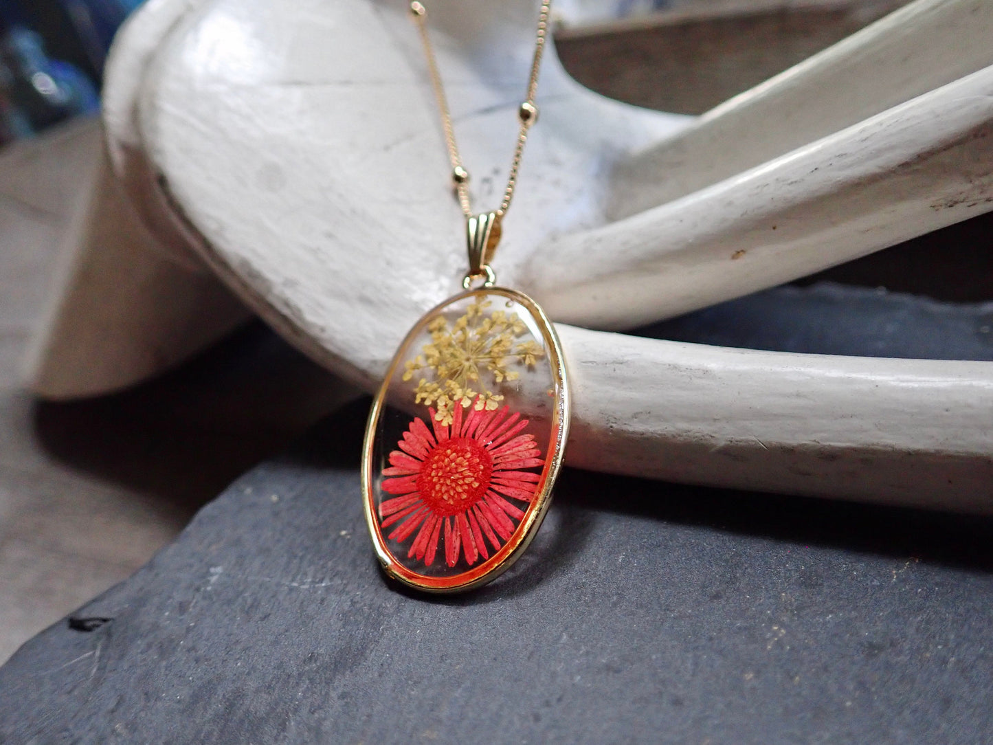 Vera Pressed Flower Necklace