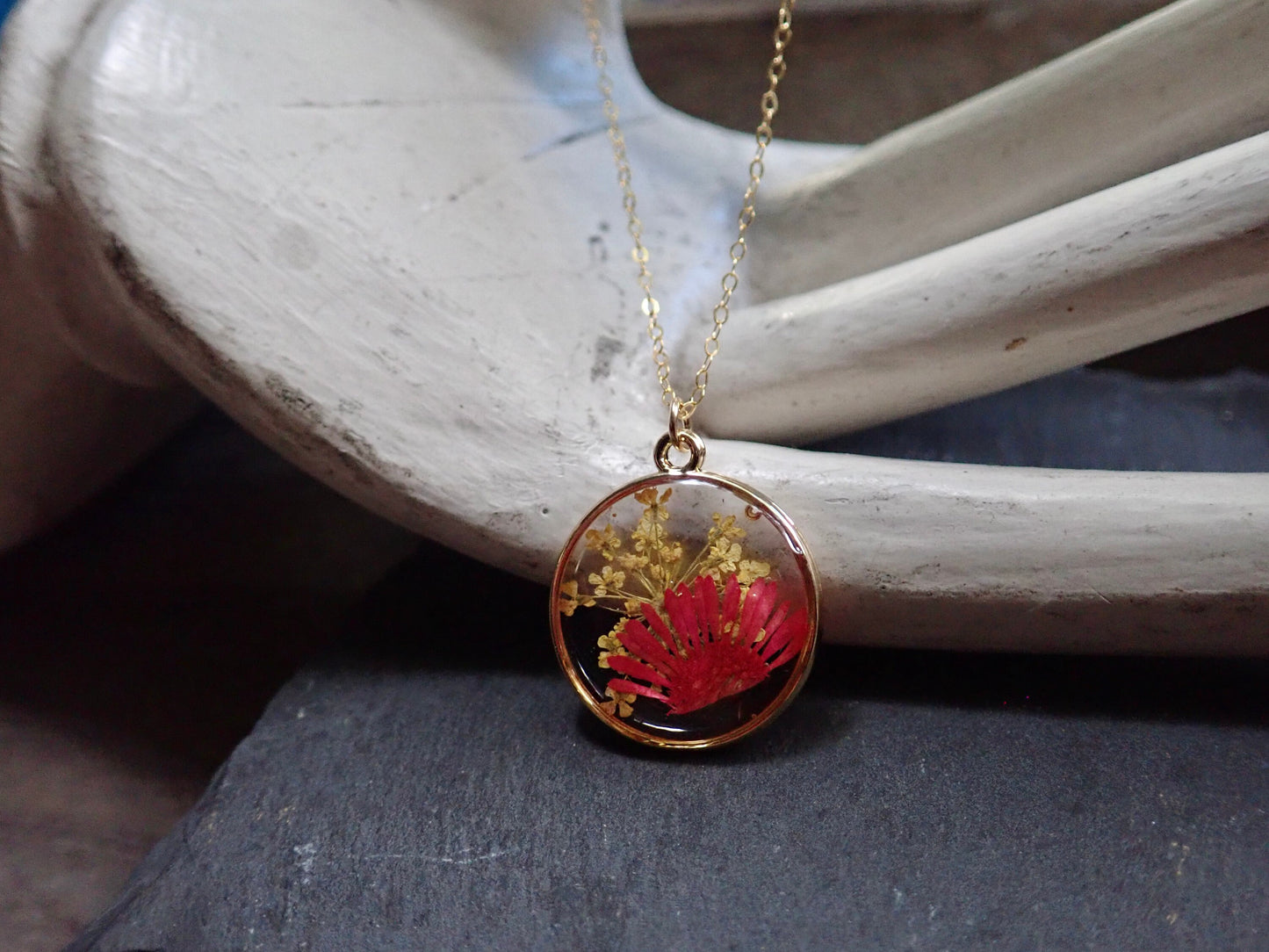 Lola Dried Flower Necklace