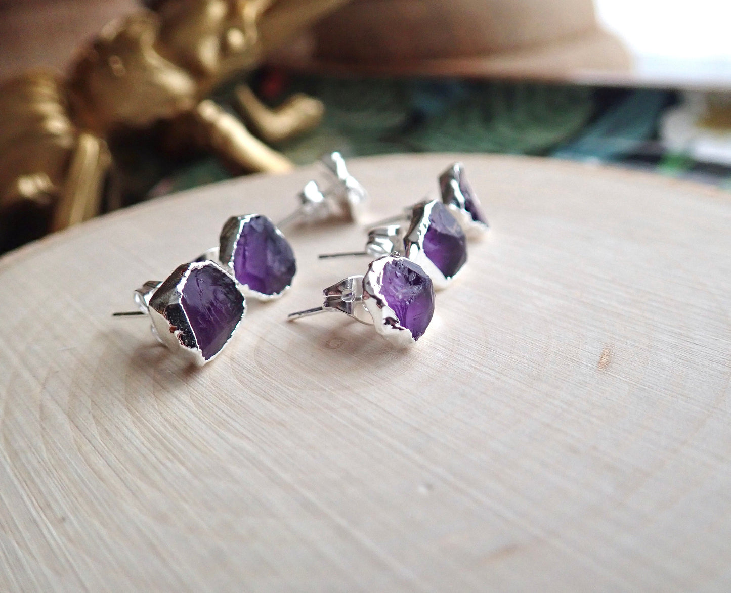 Anapurna Raw Amethyst Earrings - Silver