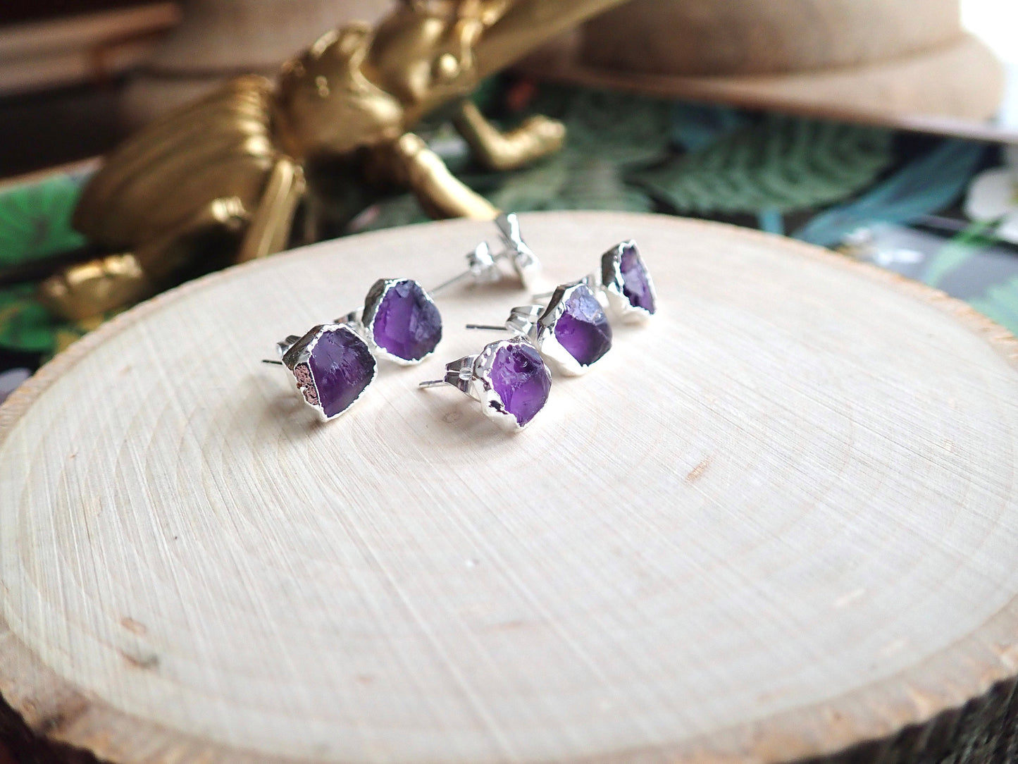 Anapurna Raw Amethyst Earrings - Silver