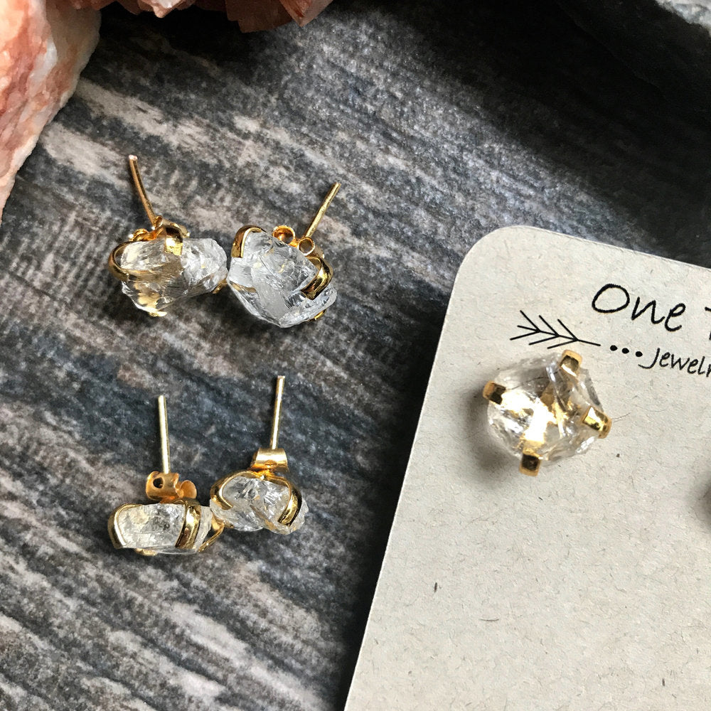 Quorum Quartz Studs