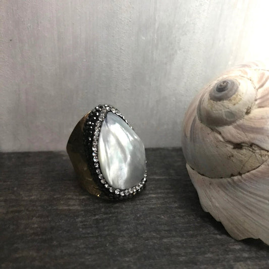 Pluto Pearl Ring