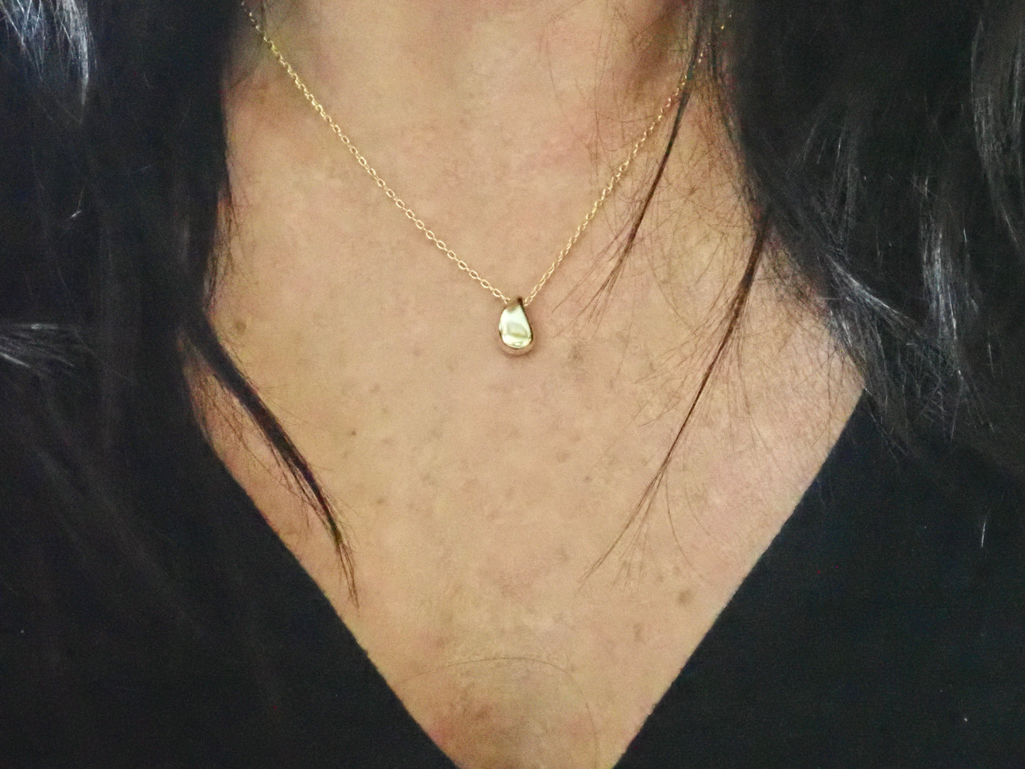 Minimalist Waterdrop Necklace -Gold