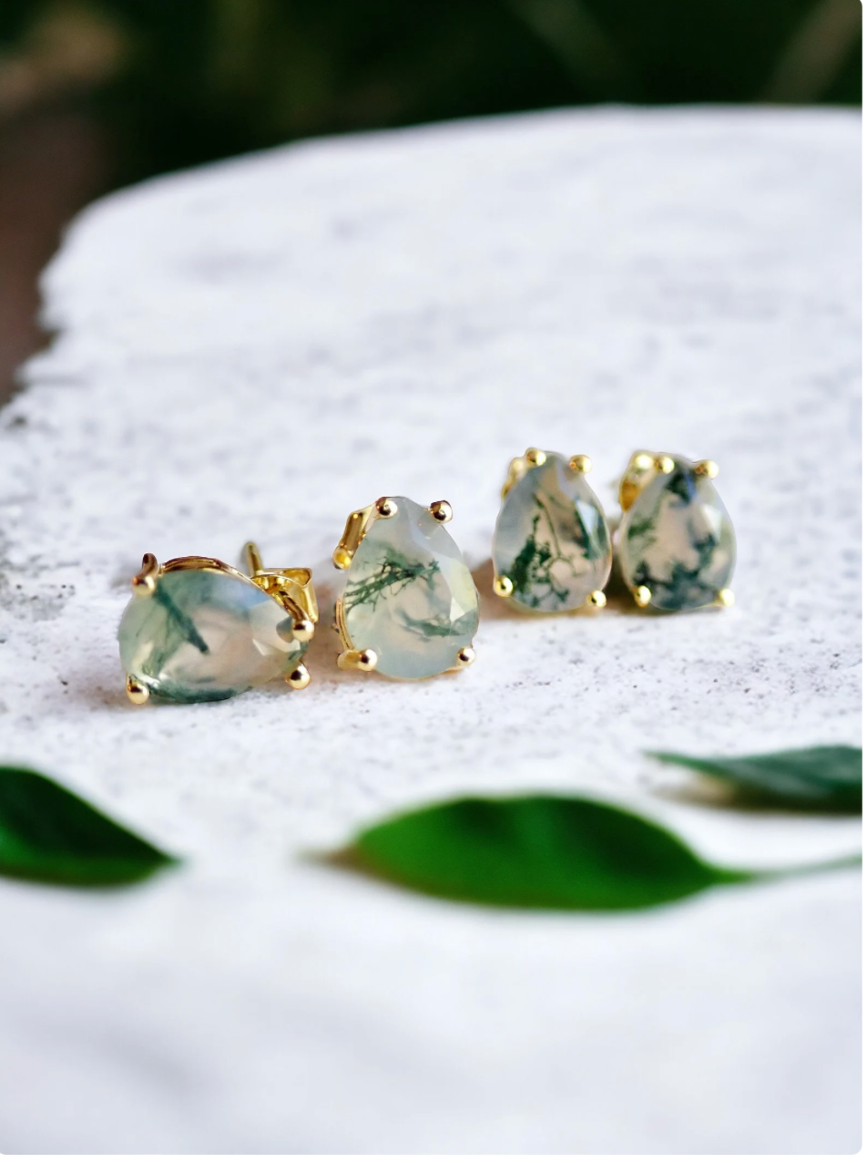 Moss Agate Prong Stud Earrings - Gold