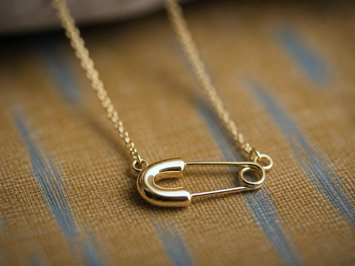 Gold Safety Pin Necklace – 14k Gold Plated – Dainty Punk-Inspired Jewelry – Edgy Minimalist Necklace – Layering Gift for Her