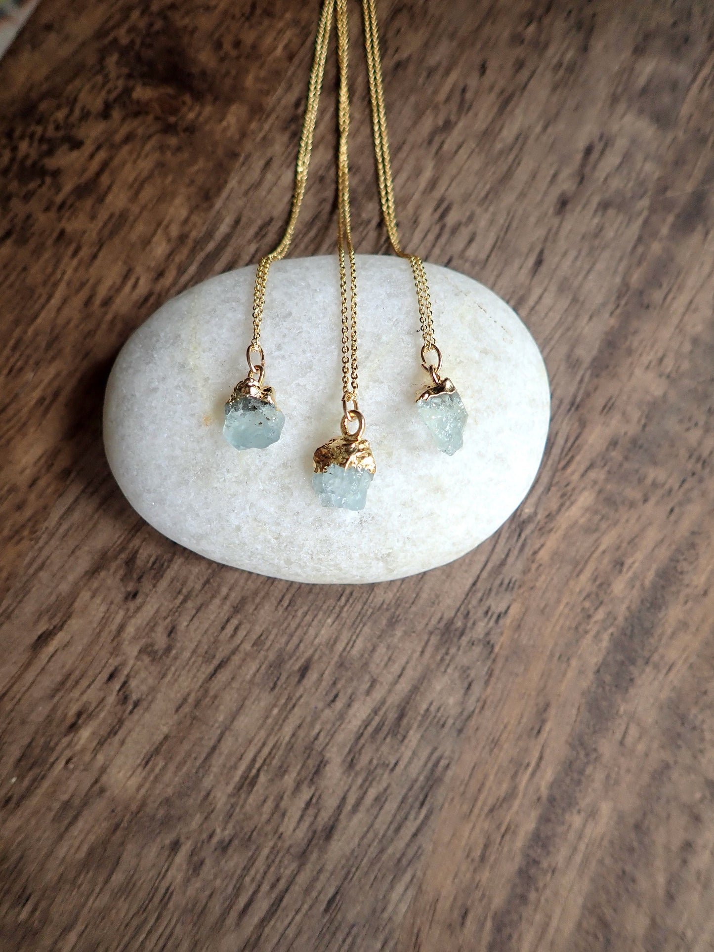 Dainty Aquamarine Pendant Necklace, Raw Crystal Charm Necklace,Natural Aquamarine Jewelry, March Birthstone Gift for Her