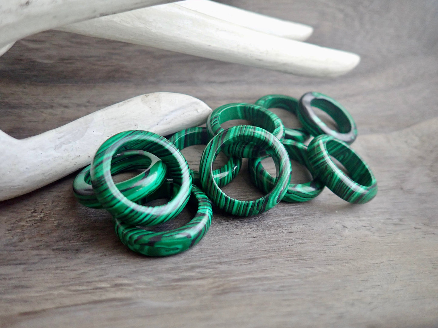 Malachite Solid Gemstone Ring, Stone Band Ring,Malachite Ring,Carved Stone Ring,Green Stone Ring ,Stone Thumb Ring, Stone Ring for Him Gift