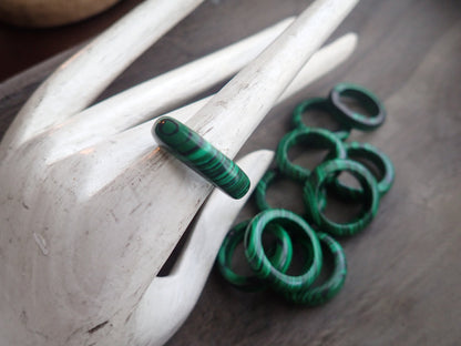 Malachite Solid Gemstone Ring, Stone Band Ring,Malachite Ring,Carved Stone Ring,Green Stone Ring ,Stone Thumb Ring, Stone Ring for Him Gift