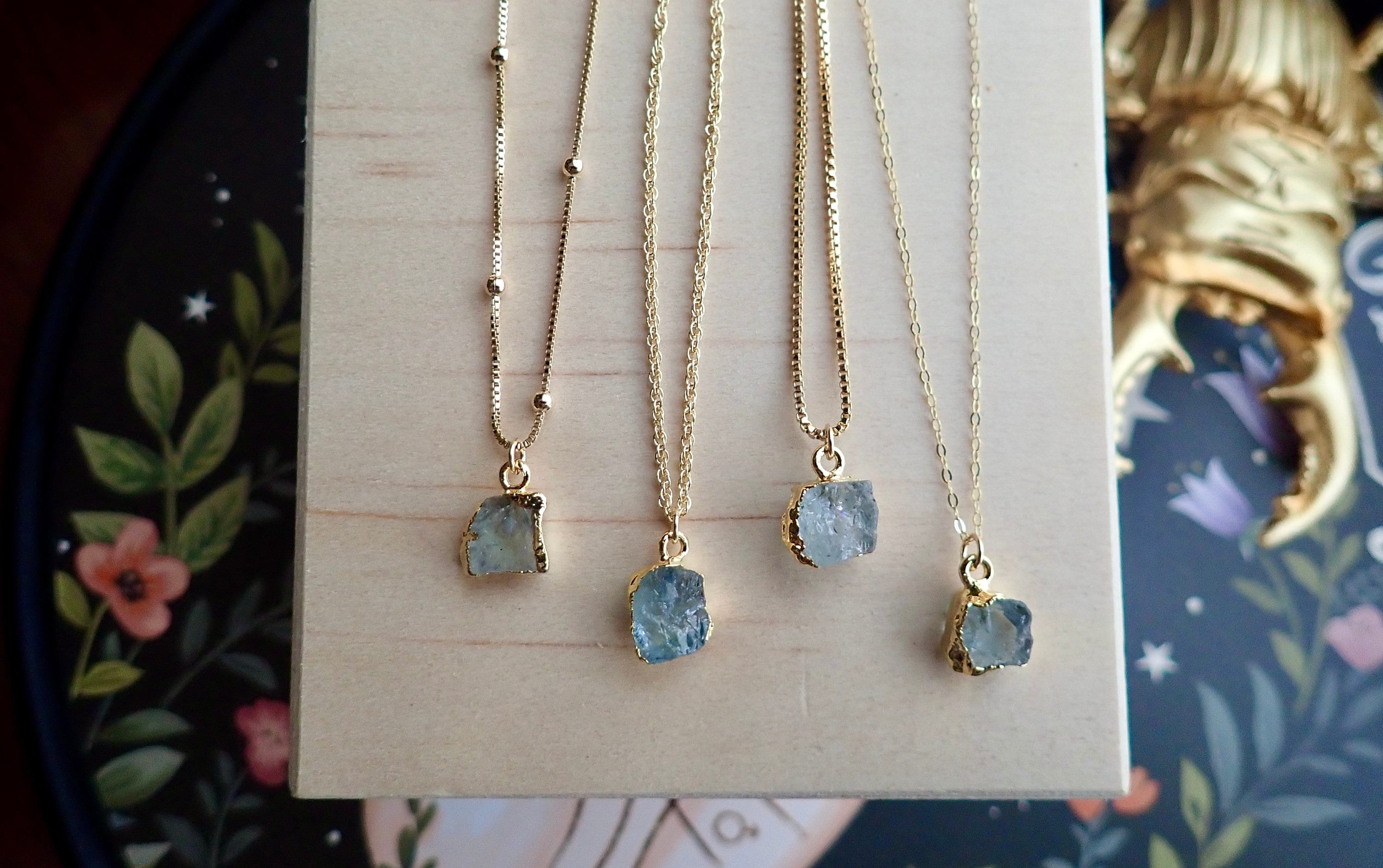 Natural Raw Aquamarine Crystal Pendant - Rough Quartz Gemstone Necklace - Healing Jewelry